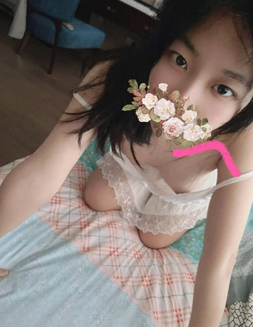 蜜桃臀小女友[14P]