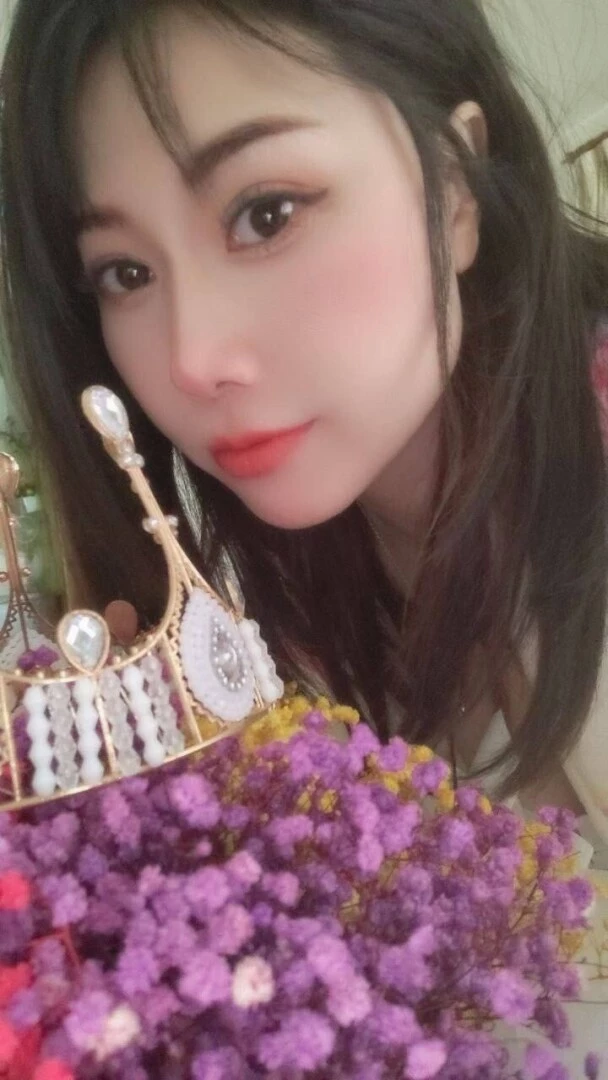 端庄的性感小妹 [48P]