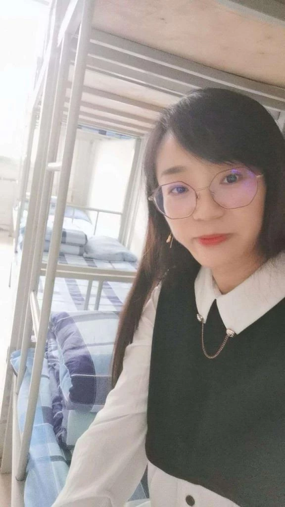 古风旗袍女 [21P]