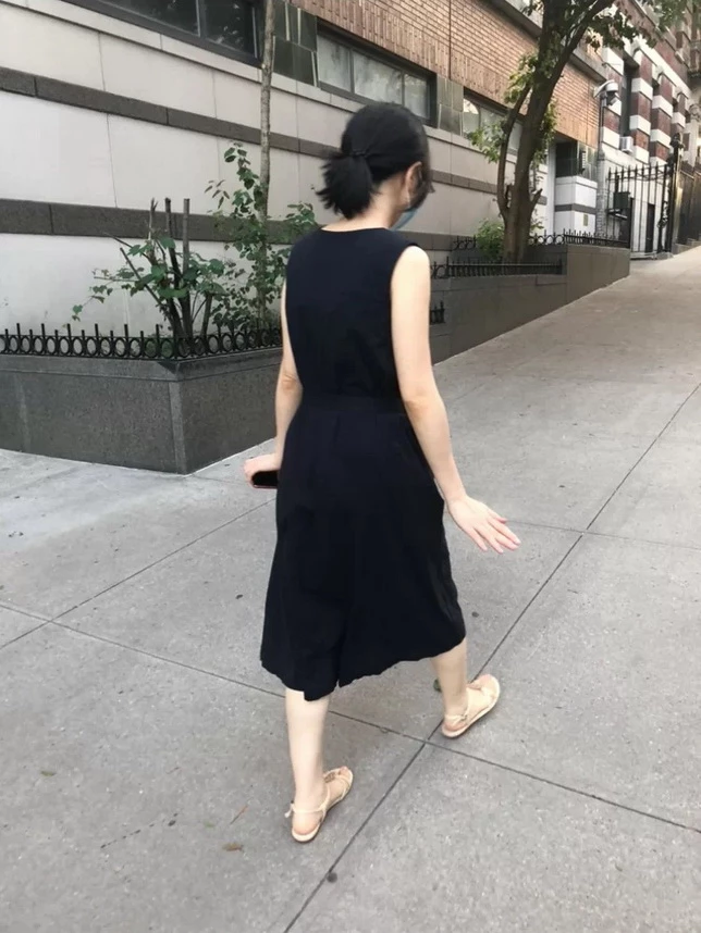 这位阴毛浓密的少妇很淫荡操起来超极爽[12P]