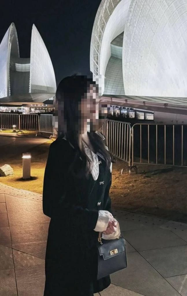 自家骚妻分享，望多点评 [12P]