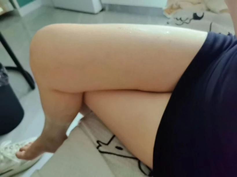 人妻的美乳骚穴操得很爽喔 [15P]