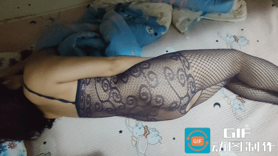 黑丝泻火小嫂子[17P+9GIF]