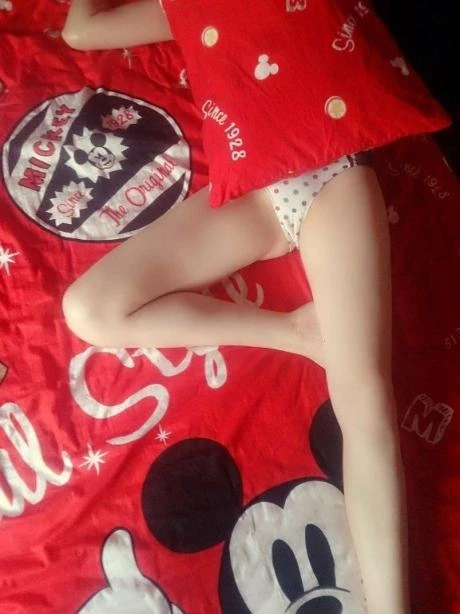 年轻女高中生与男友性爱自拍[12P]