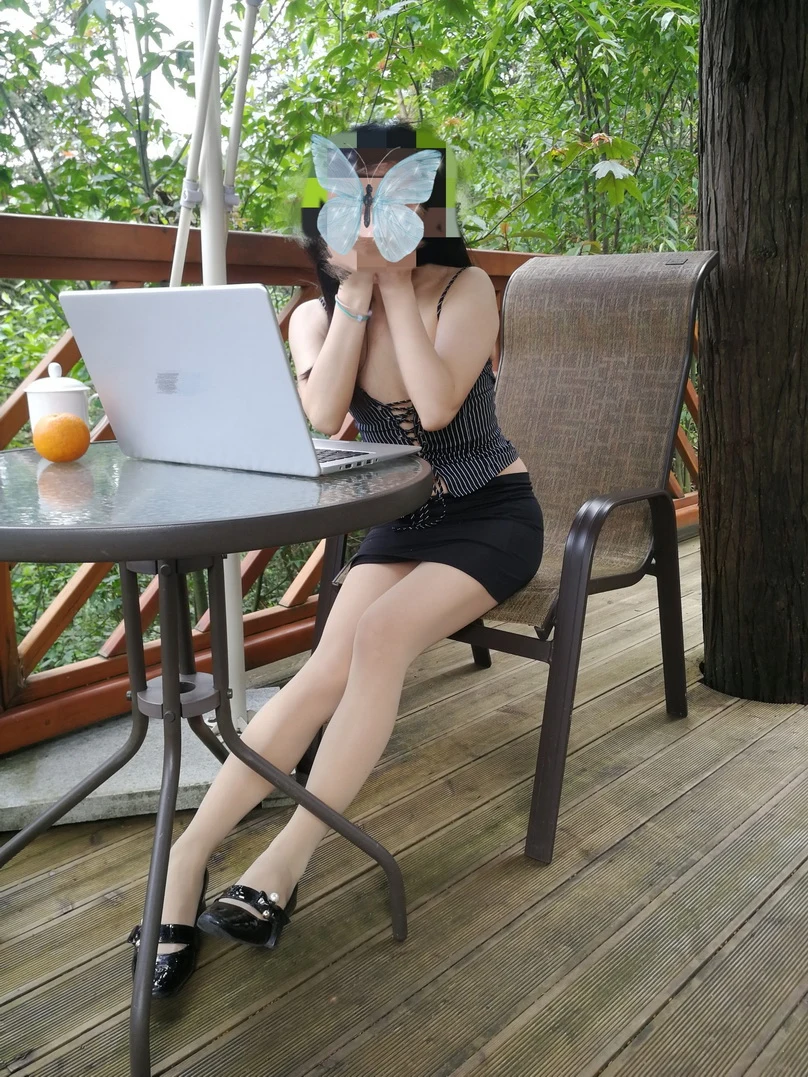 风骚熟女 [11P]
